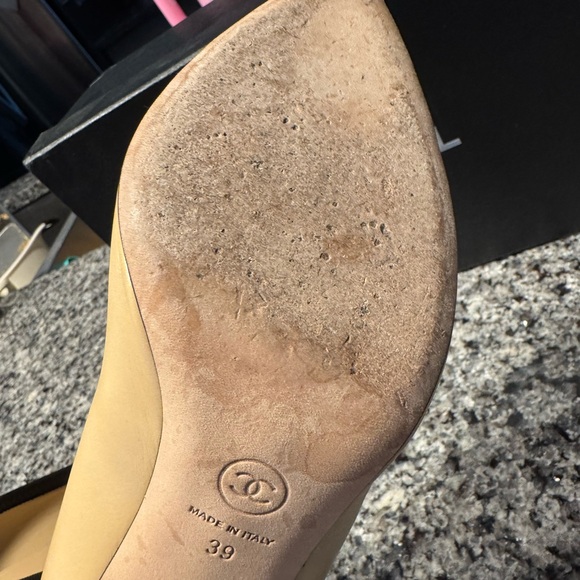 CHANEL Women's Two-Tone Heels in Tan and Black - Picture 9 of 14